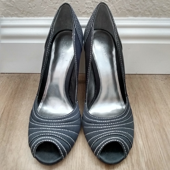 Calvin Klein Peep Toe Heels - Picture 6 of 7